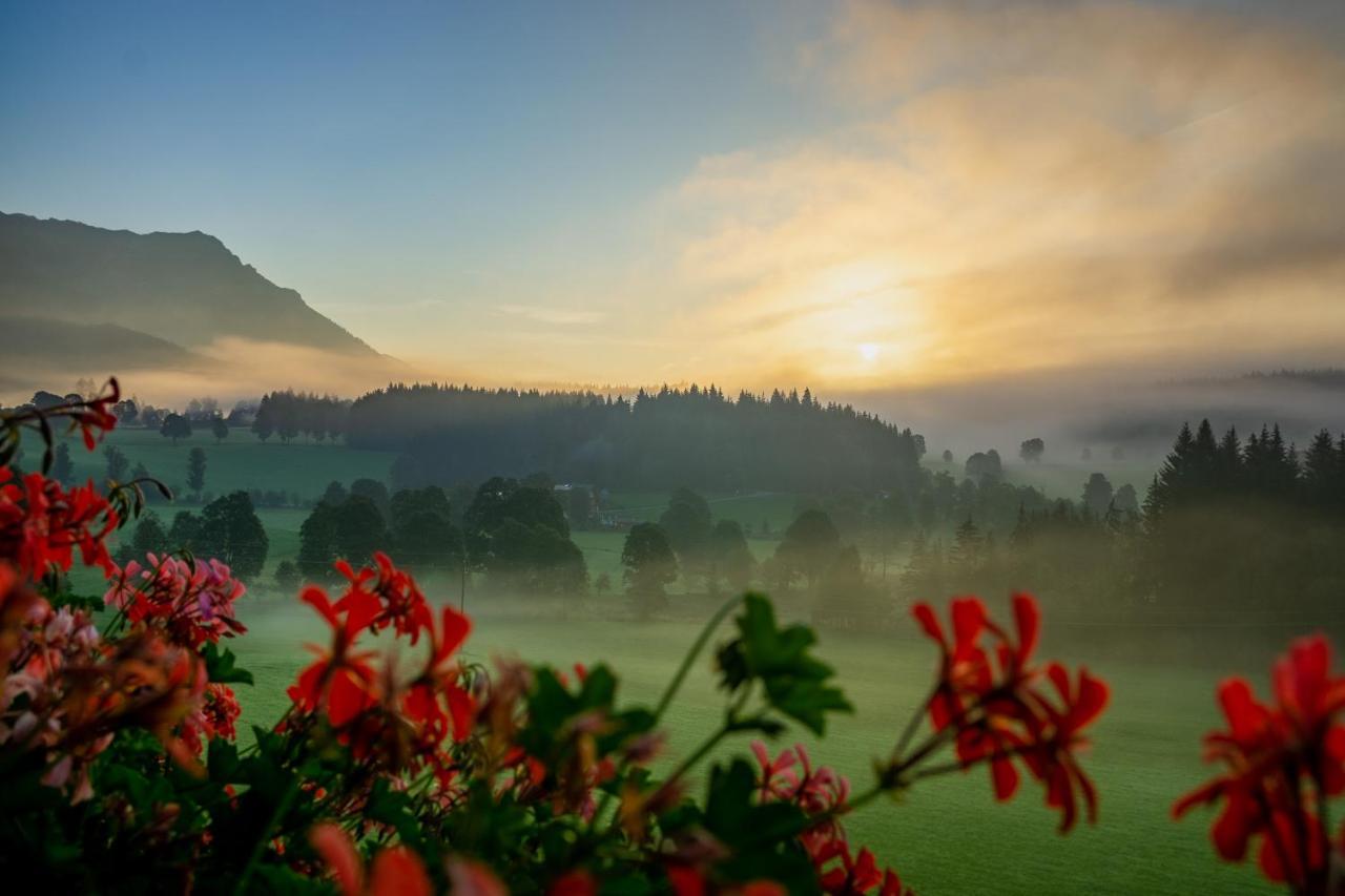 Hotel Tischlbergerhof Ramsau am Dachstein Esterno foto